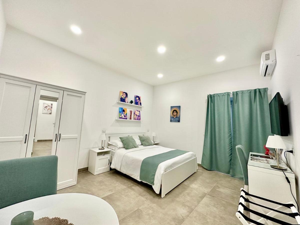 Tribunali 181 Guest House Наполи Екстериор снимка
