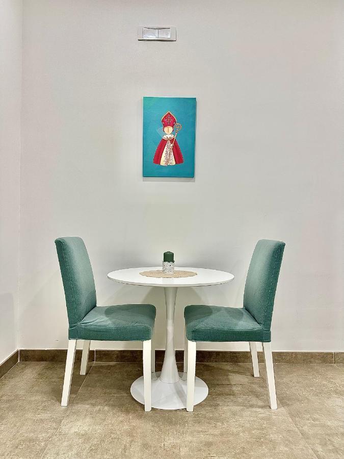 Tribunali 181 Guest House Наполи Екстериор снимка